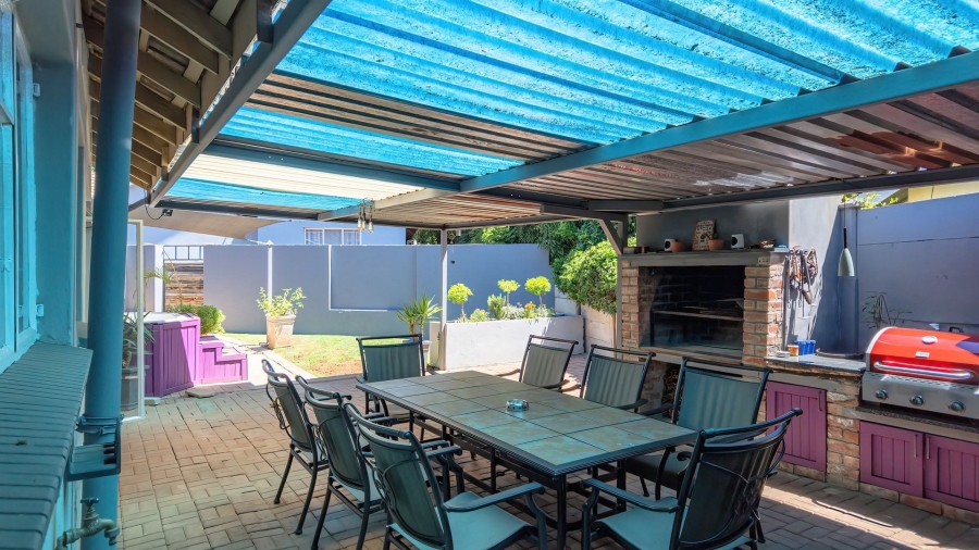 4 Bedroom Property for Sale in Bodorp North West